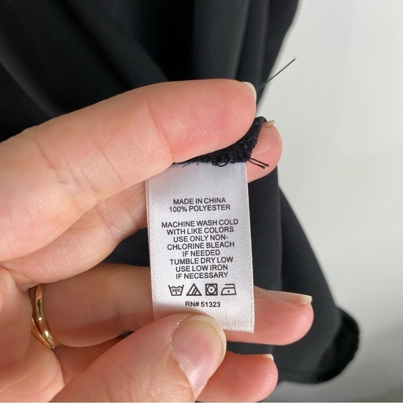 1. State Flowy Off The Shoulder Tank Top Crepe Blouse Shirt Top Size XL (NWT) - Picture 5 of 7